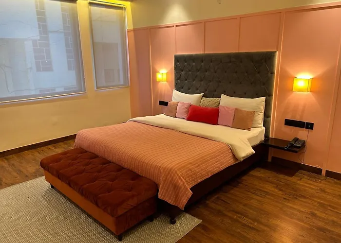 The Gulmohar Mansion - Boutique Stay In Jaipur